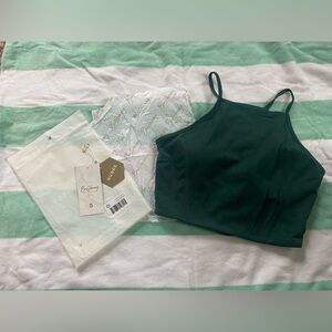 NWT Avo green ivy crop SZ SMALL